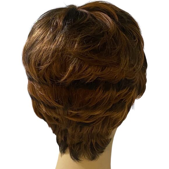 CARRIE Everyday Razor Boy Cut Pixie Wig P4/27/30 Brown Blonde Synthetic NWT a862 - Picture 8 of 15